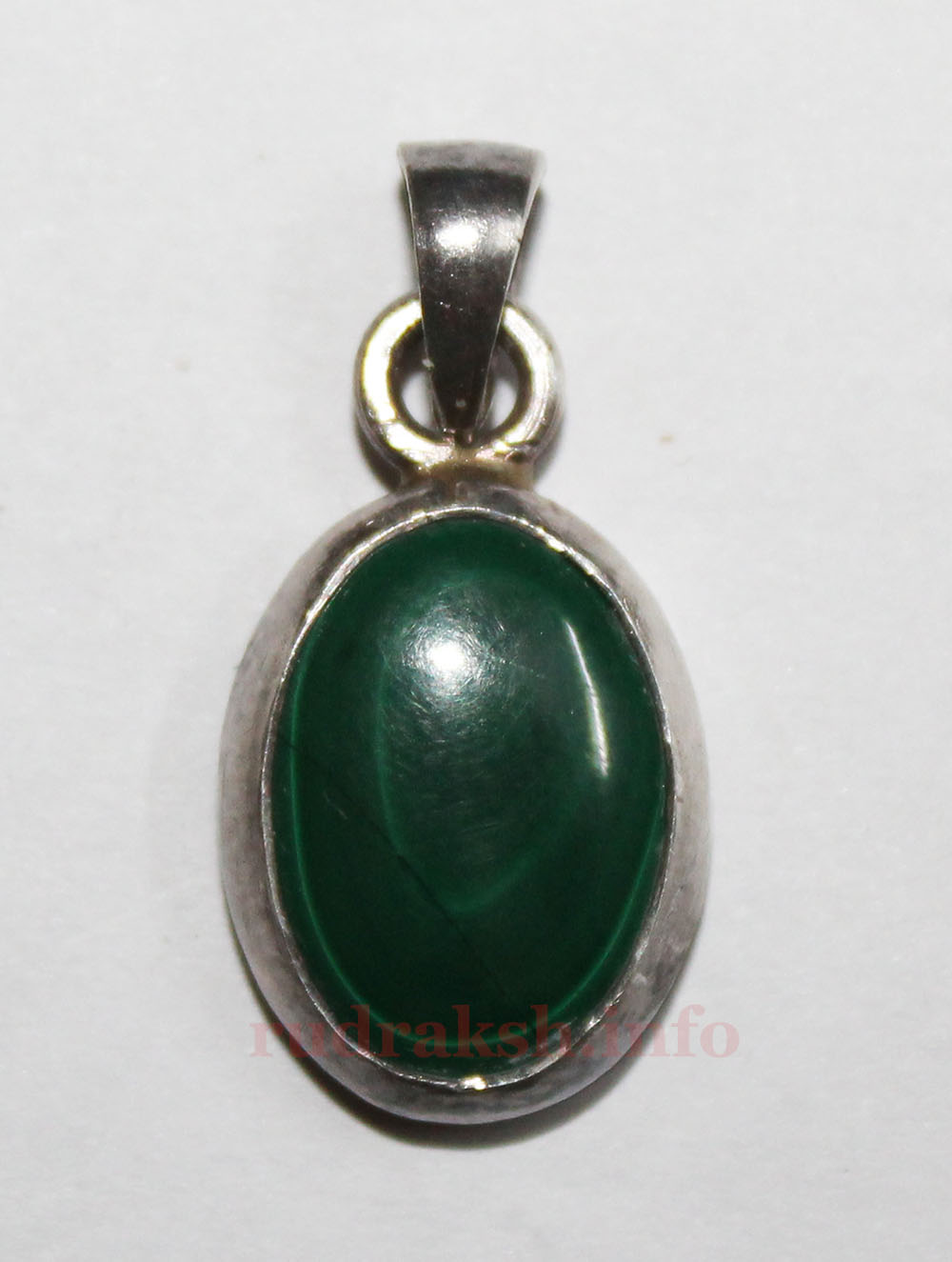 Kidney Stone Silver Pendant (Malachite Stone) (Dana Firang)